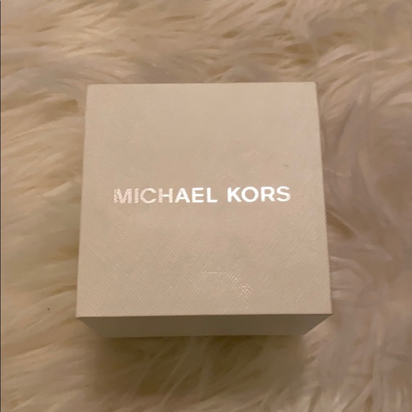 Michael Kors Watch two tone - Picture 7 of 8